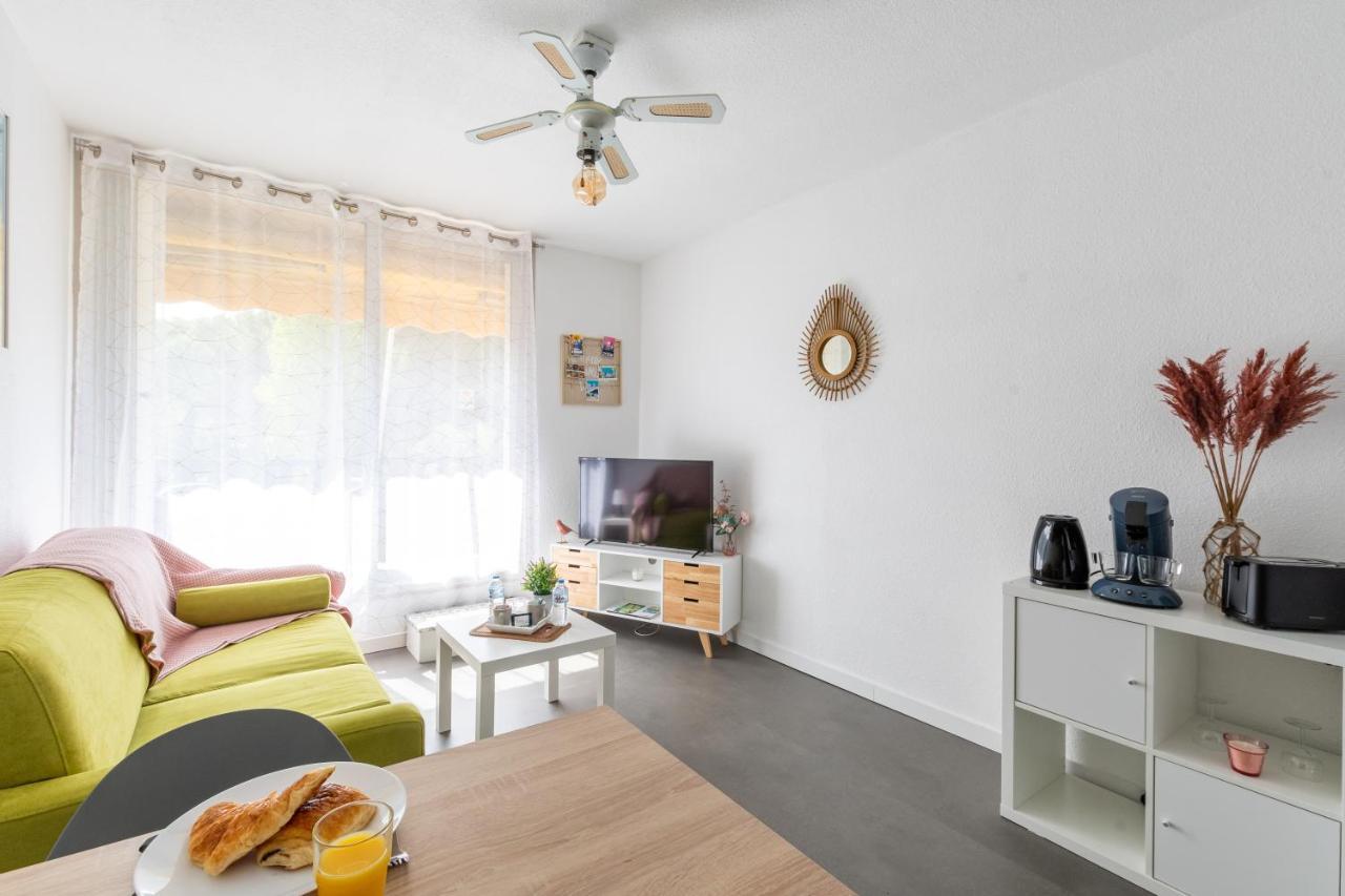 Studio Vasco / Confortable / Lumineux / Parking Prive ลา กร็องเดอ-ม็อต ภายนอก รูปภาพ